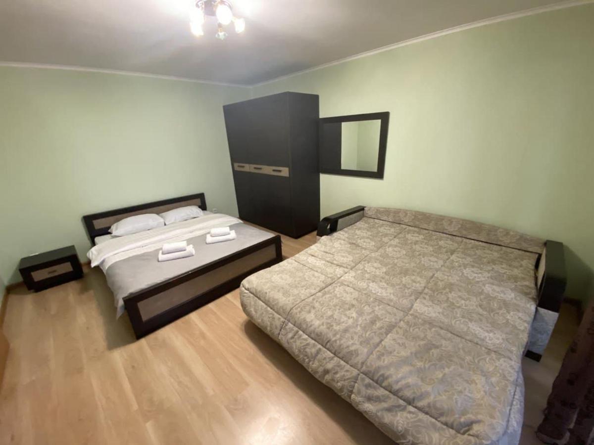 Cityapartments Kyiv Post Square Buitenkant foto