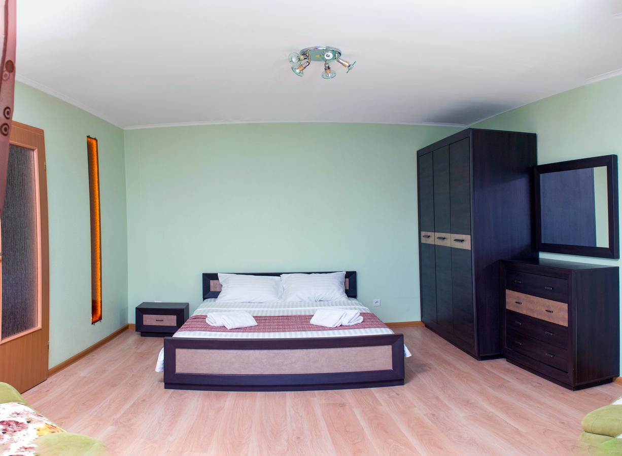 Cityapartments Kyiv Post Square Buitenkant foto